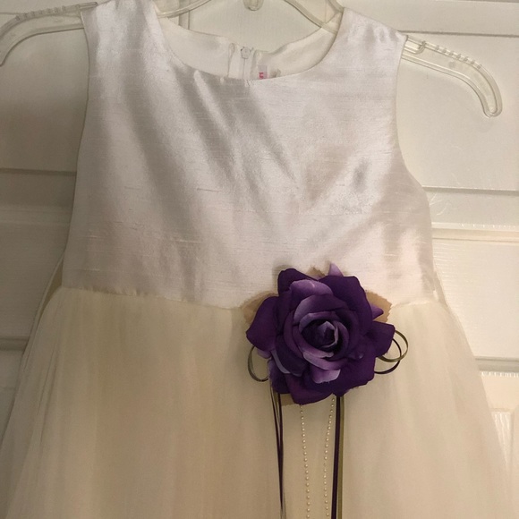 White and Purple Flower Girl Dress - Picture 5 of 7
